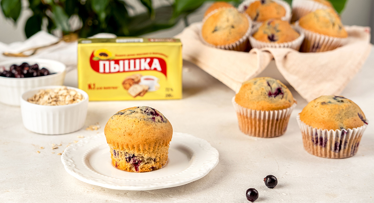изображение рецепта Овсяные маффины с ягодами